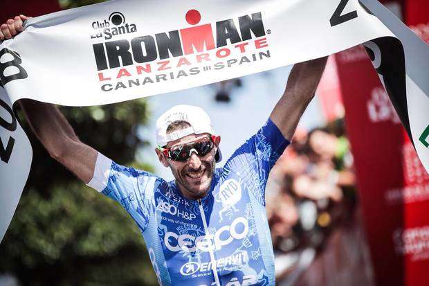 Alessandro Degasperi vincitore Ironman Lanzarote 2018 (foto fitri)