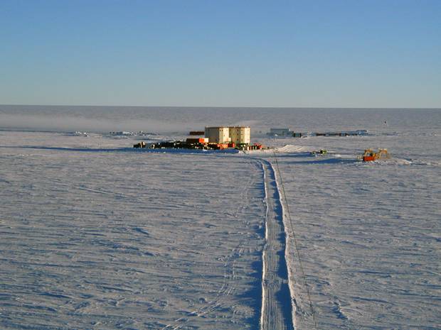 Base Concordia in Antartide (foto wikipedia)
