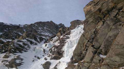 Cascata di ghiaccio Barcenisio (foto gulliver)