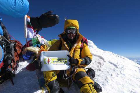 Davide Chiesa Vetta Everest 88848m   20 maggio 2017
