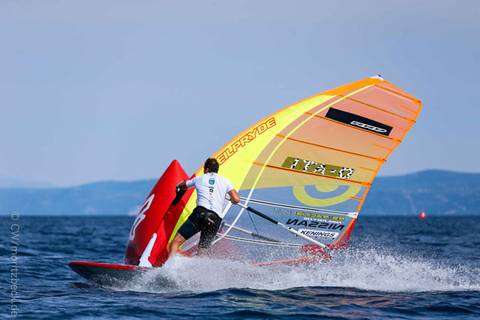 Il Campione del Mondo Master Windsurf Rosati (foto moritzbeck.de)