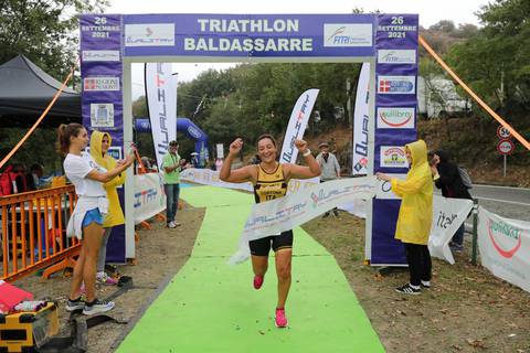 Paola Cortona vincitrice Triathlon di Baldassarre (foto organizzazione)