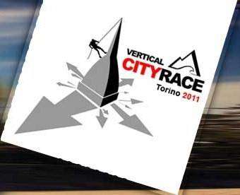Logo Vertical City Race